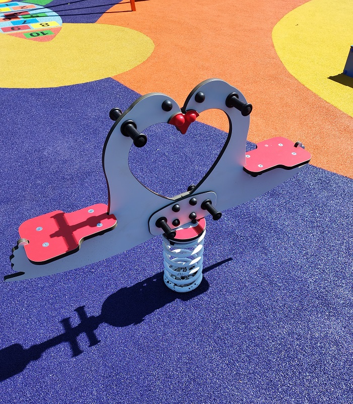 VVZ-SH011 Rugós játék Hattyúk